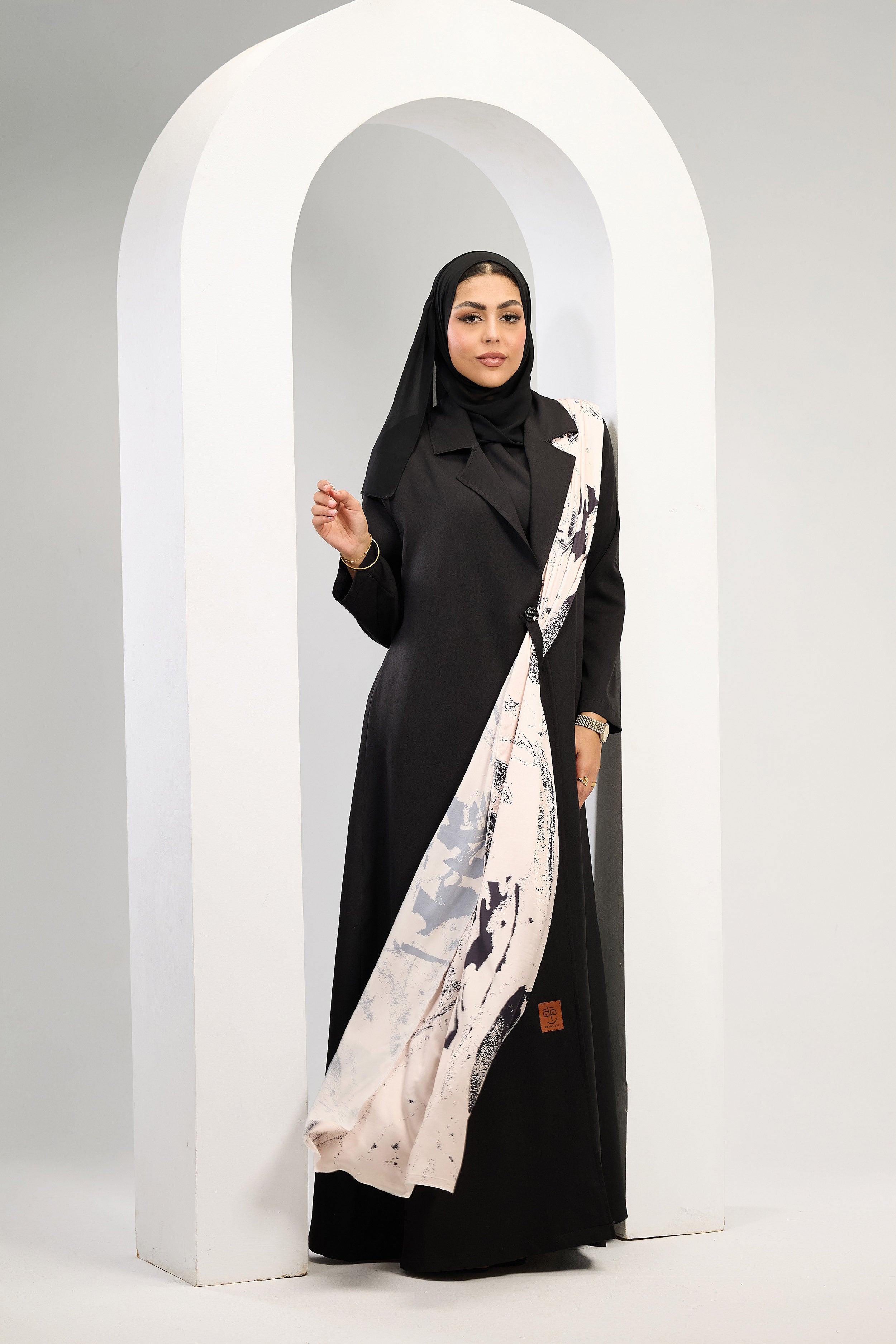 Artful Grace Abaya in Black