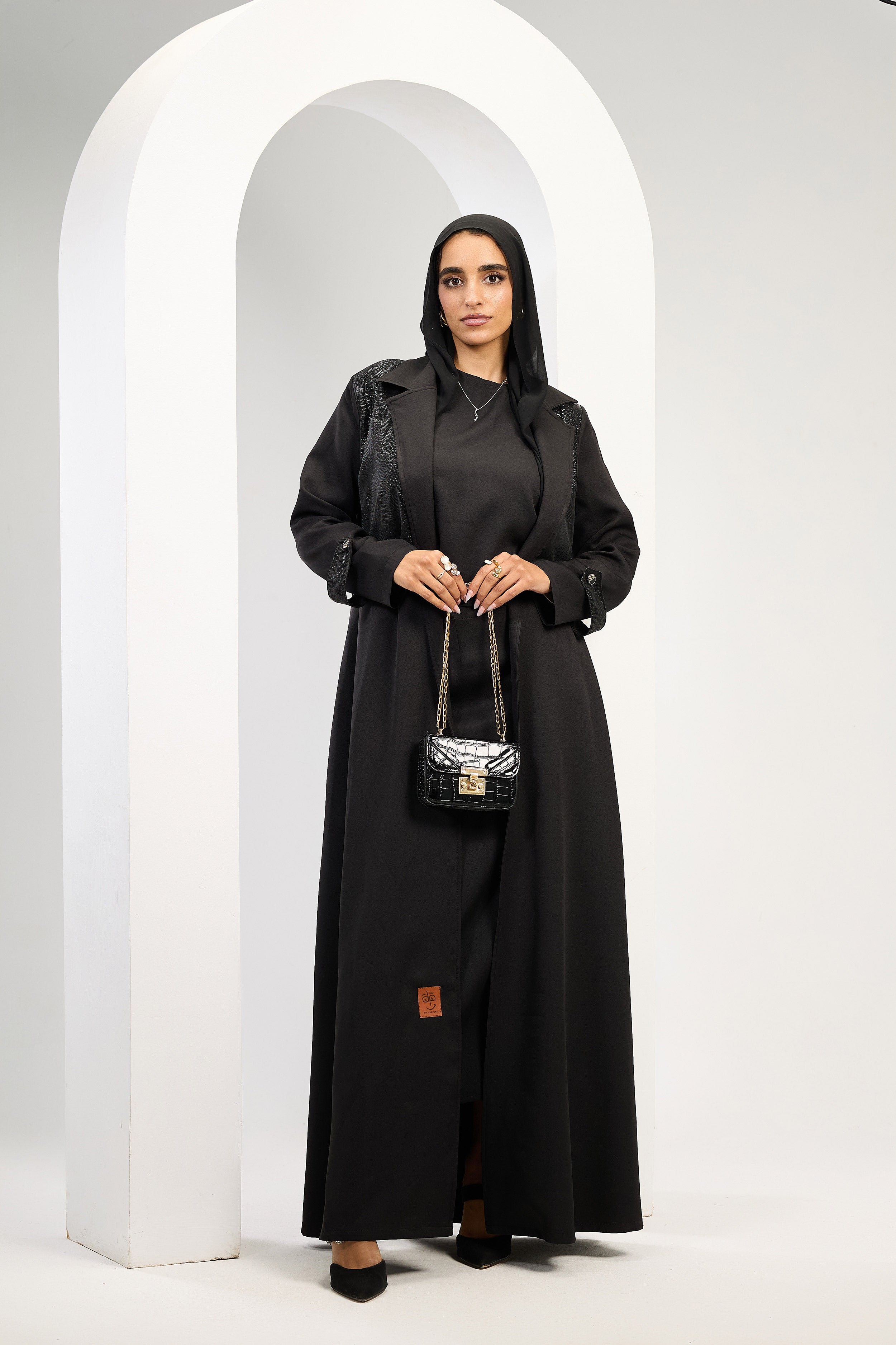 Elegant Noir Abaya in Black